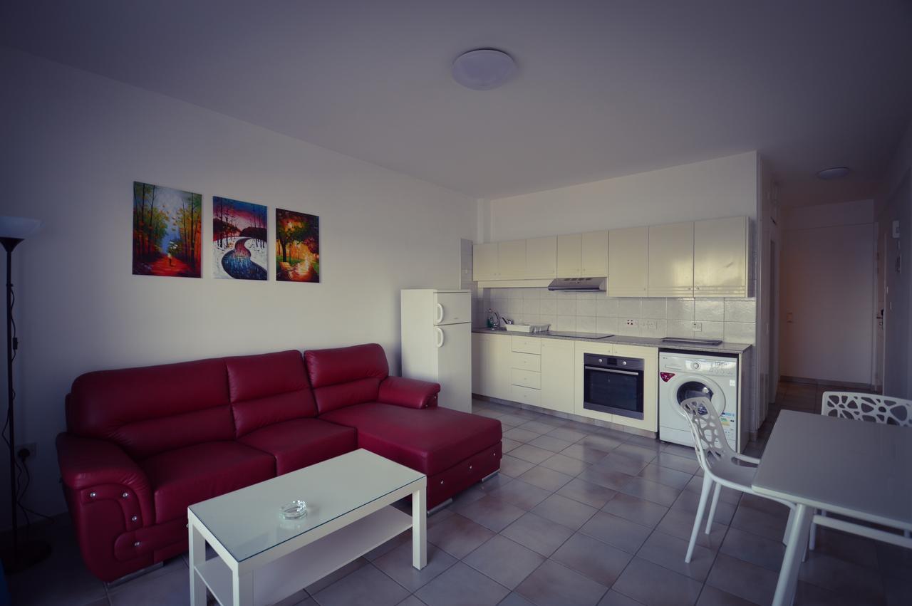 Krasas Beach Flats Larnaca Ngoại thất bức ảnh