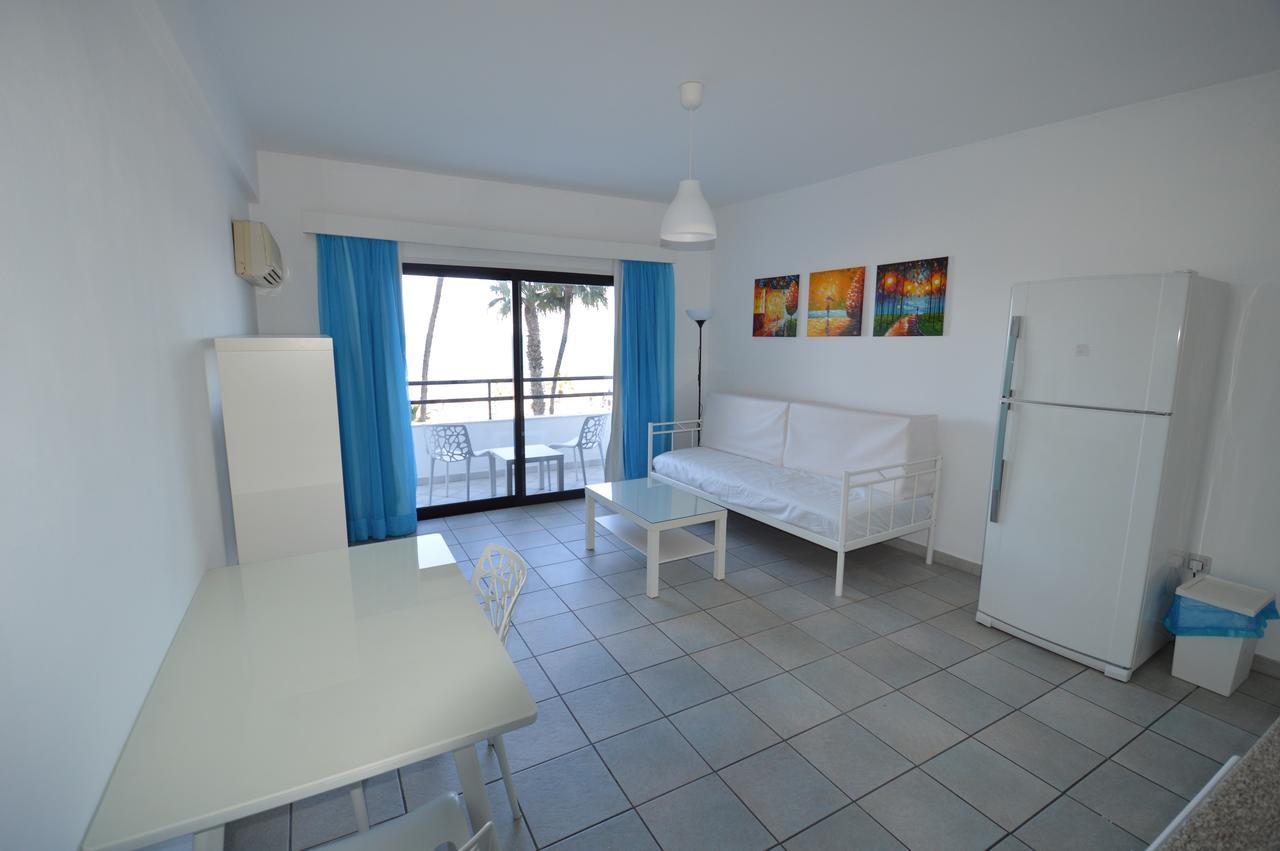 Krasas Beach Flats Larnaca Ngoại thất bức ảnh